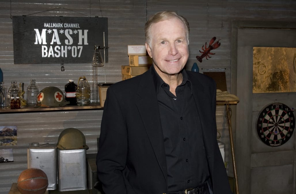 'MASH' star Wayne Rogers dies at 82