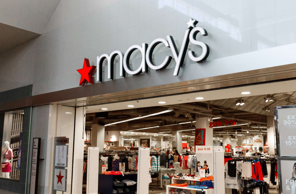 Macy's to lay off 3,900 employees
