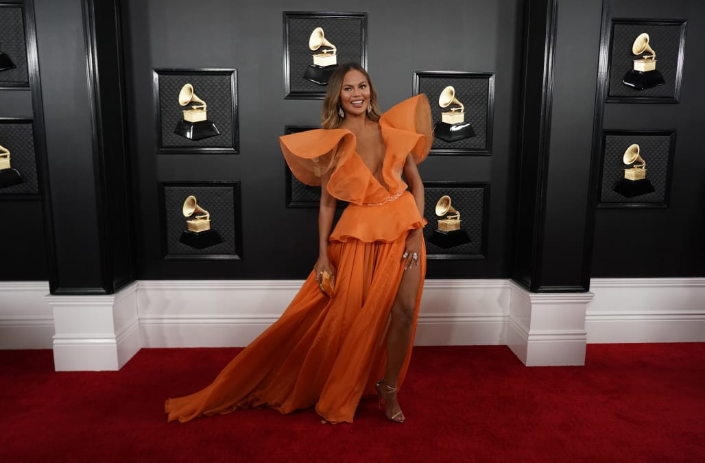 Chrissy Teigen Poses Topless on Instagram After Having Her Breast Implants  Removed - Yahoo Sports
