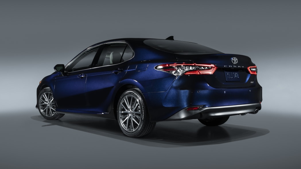 2021 Toyota Camry updates include new looks, updated safety tech ...