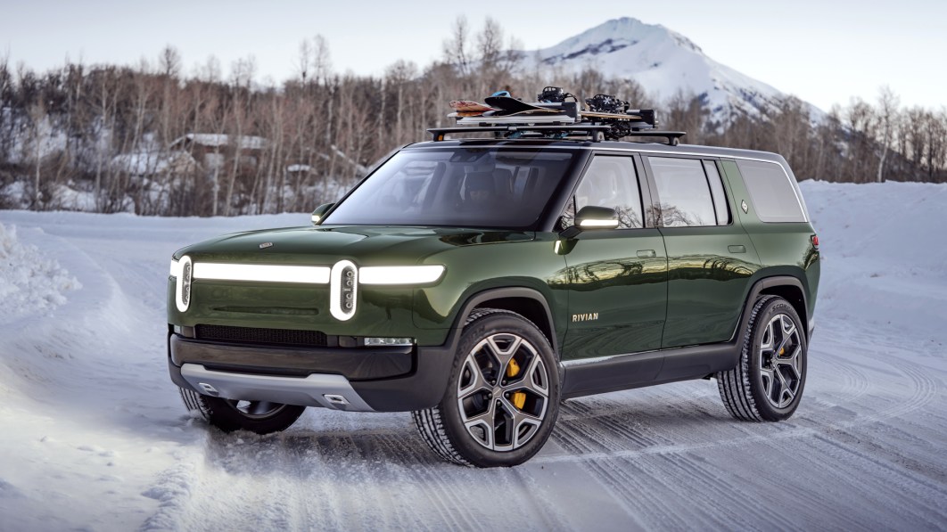Rivian announces membership plan with complimentary charging and LTE connectivity
