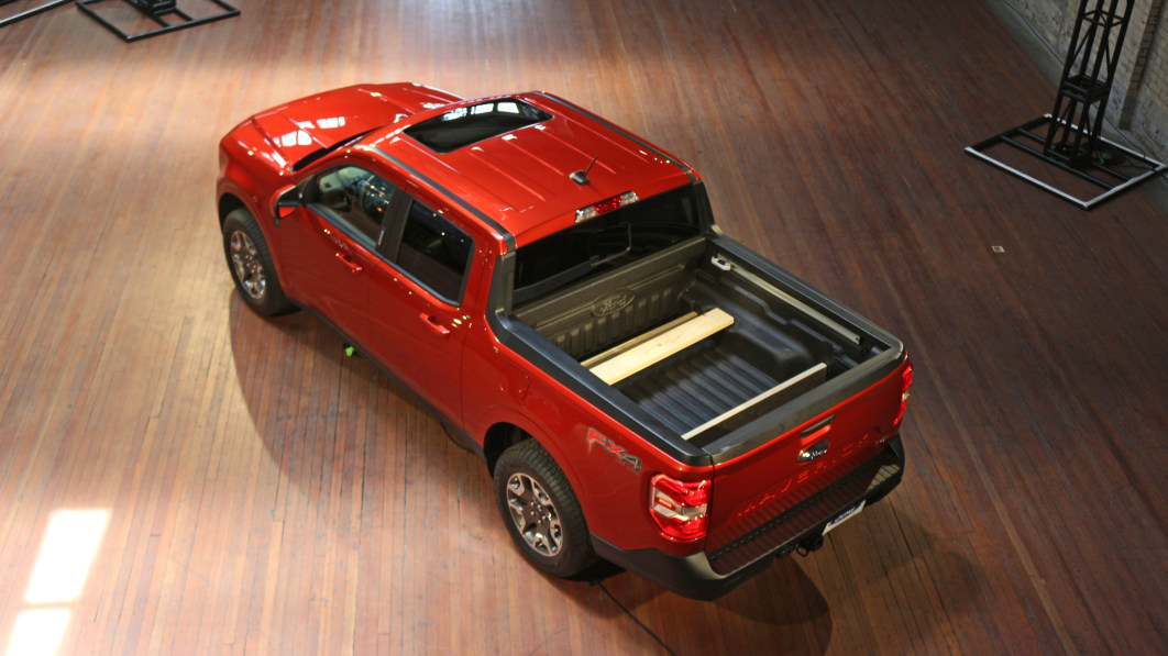 2022 Ford Maverick revealed: 40 mpg hybrid pickup starts at $20,000
