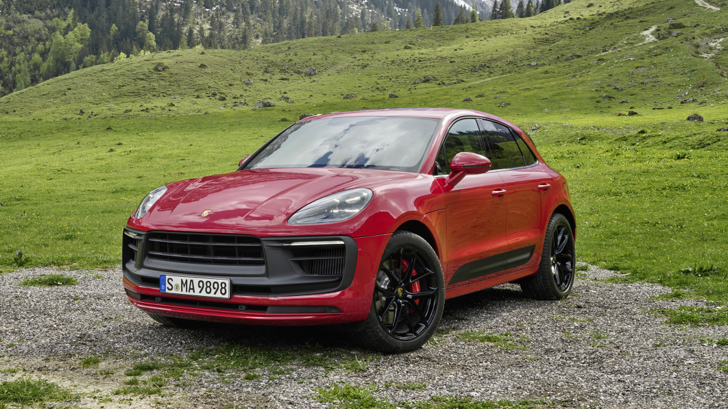 2022 Porsche Macan gets new front end, refreshed interior and more power