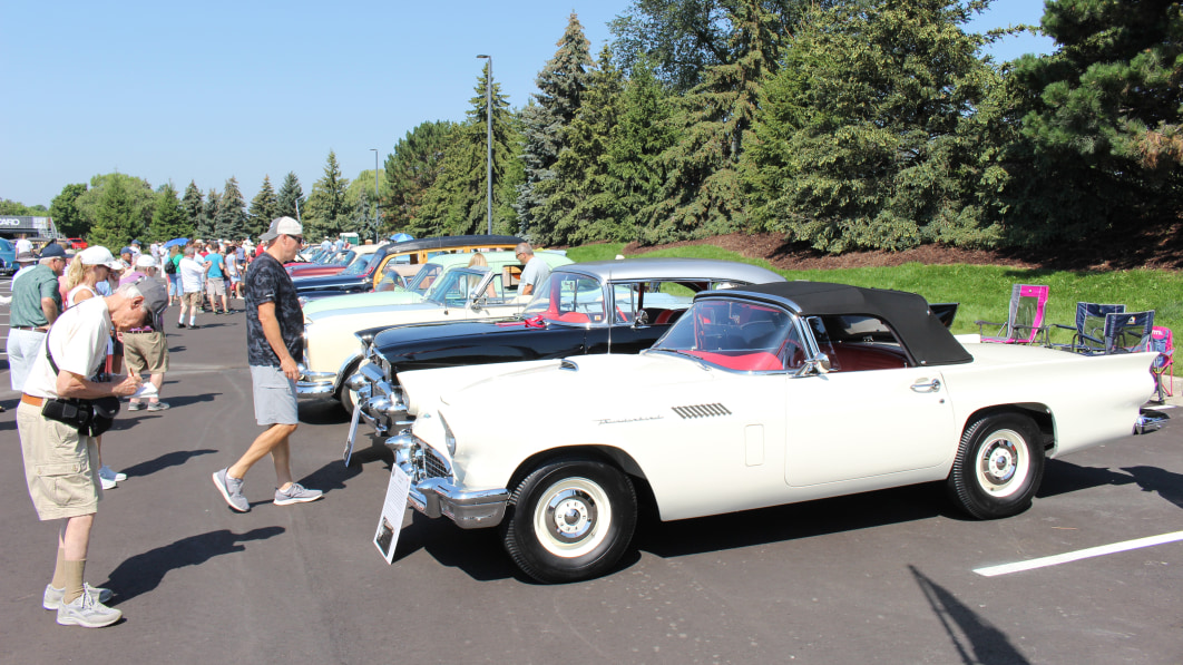 2021 Concours d'Elegance of America Mega Gallery | One expensive parking lot
