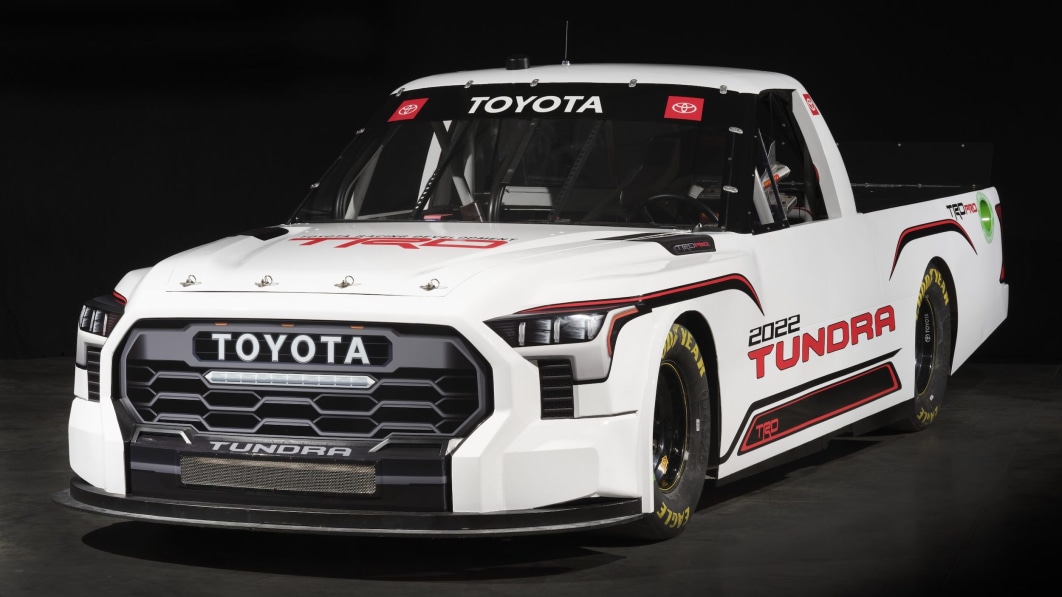 Toyota Tundra Trd Pro Nascar Truck Unveiled In Las Vegas Autoblog