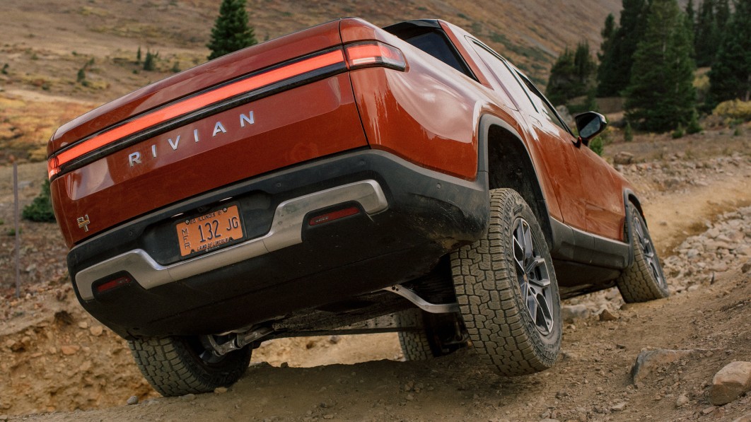 Rivian stock drops another 14% after report of Ford selling shares
