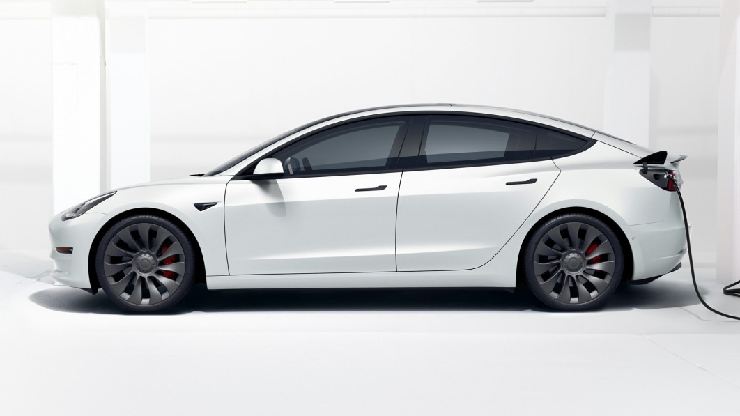 Tesla recalls Model 3, Model Y for potential suspension separation