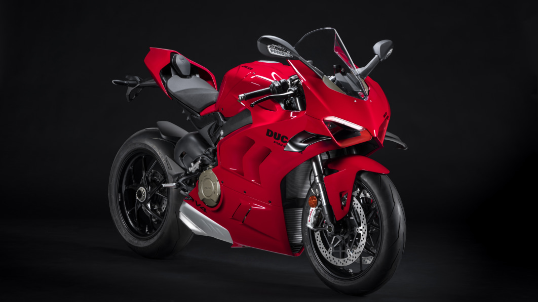2022 Ducati Panigale V4 und V4 S machen es einfacher, schneller zu werden€