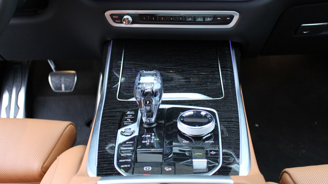 BMW-X7-Sammelklage in den USA: Nasse Becherhalter können Airbags auslösen 