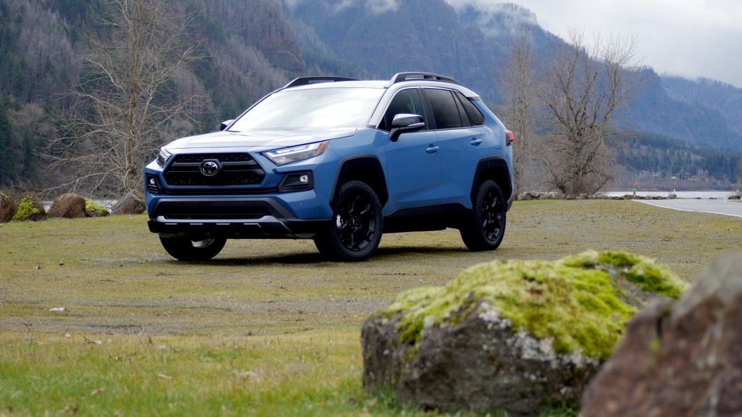 2023 Toyota RAV4 Review: Compact SUV veteran is still in the game – Autoblog