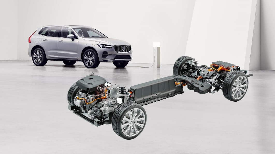 volvo-recharge-plug-in-hybrids-get-big-range-and-power-bumps-autoblog