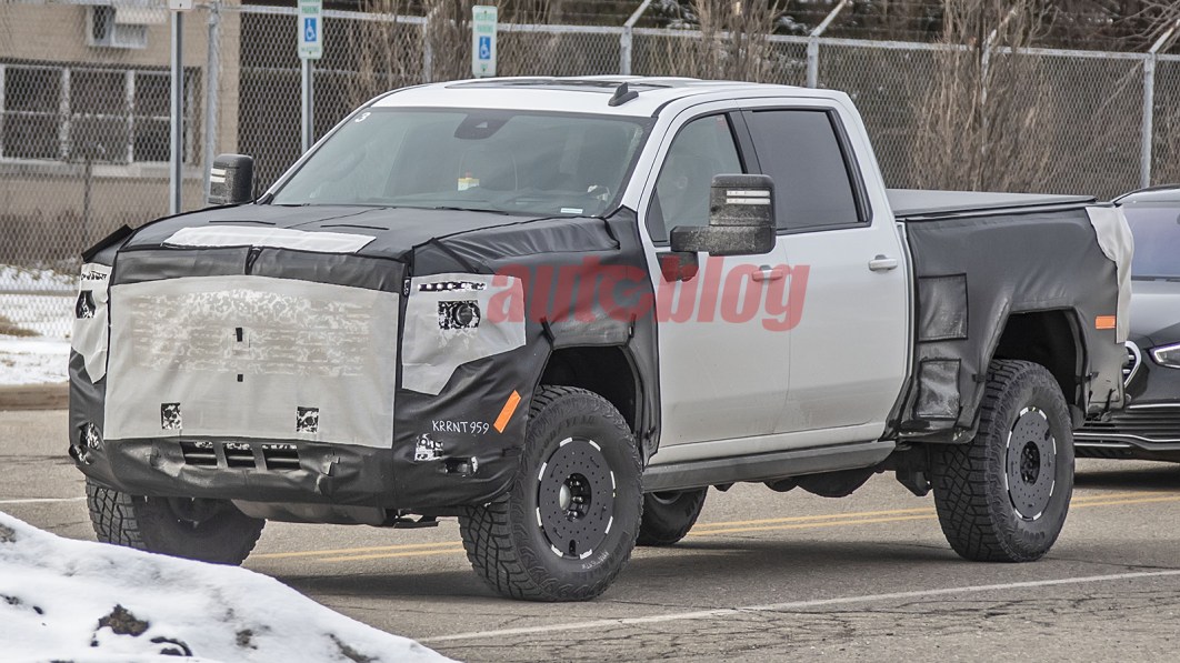Spy photos suggest more rugged GMC Sierra HD AT4X is on the way