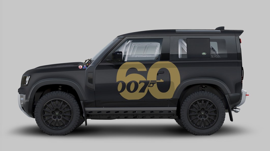 Land Rover builds James Bond-inspired Defender rally car