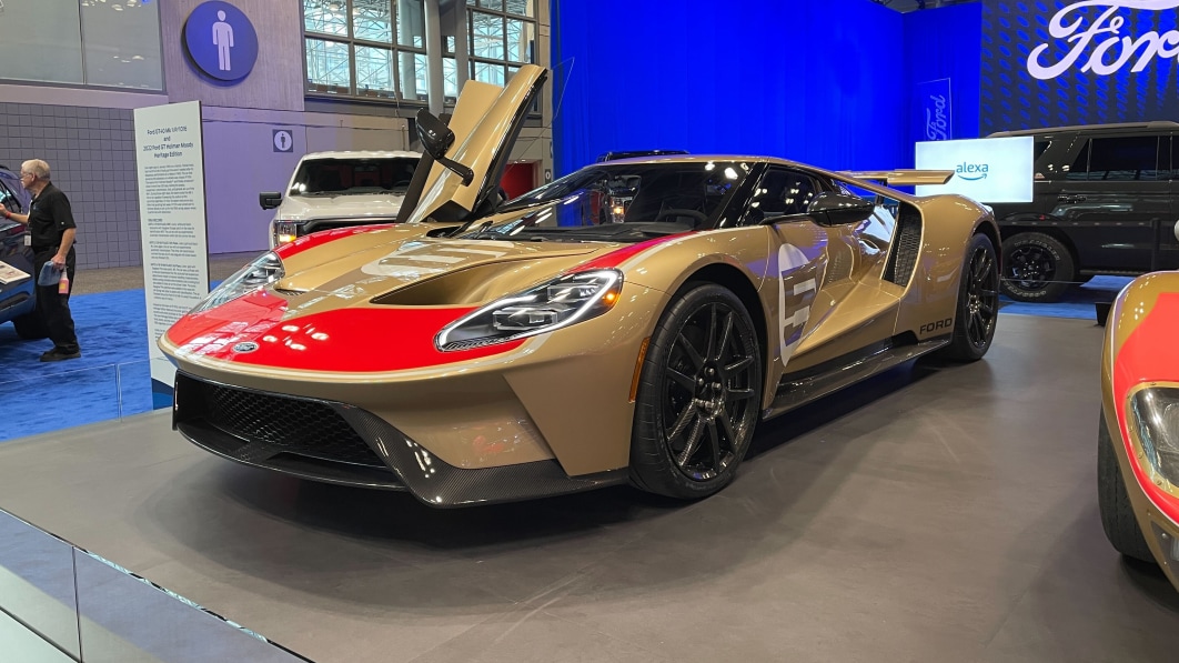 2022 Holman Moody Ford GT debuts as 1966 Le Mans tribute Autoblog
