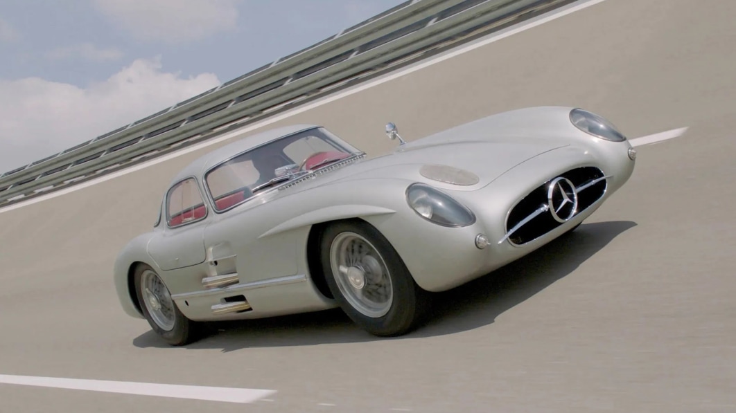 1955 Mercedes-Benz 300 SLR sells for a record $143 million