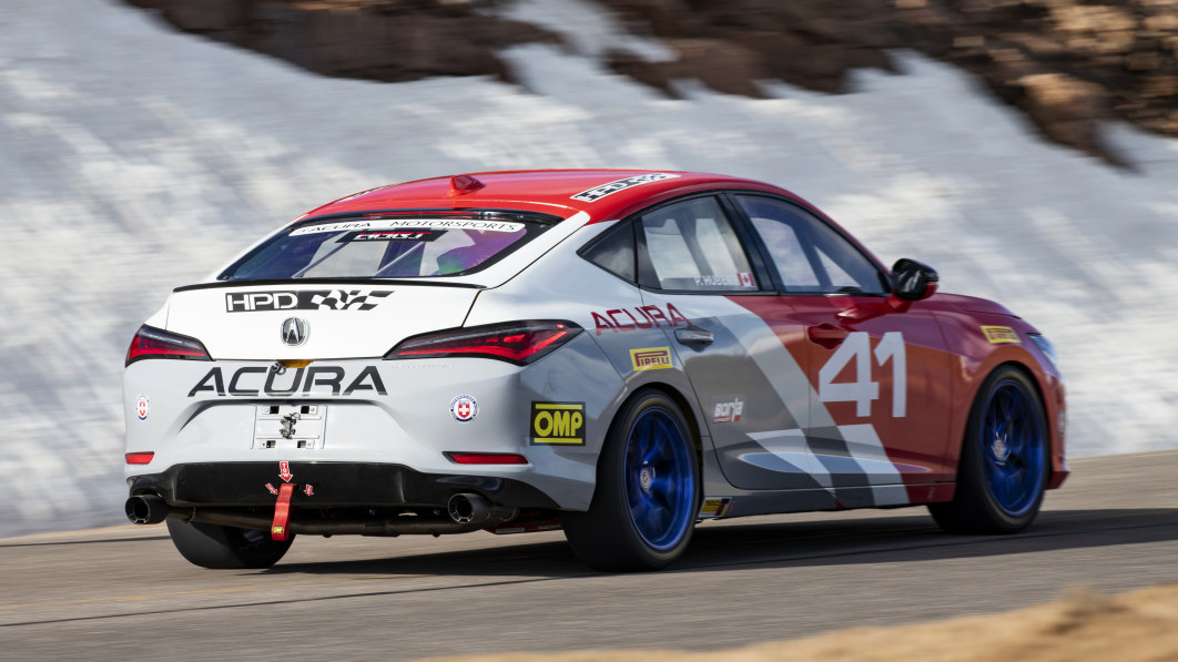 Acura Integra gibt sein Motorsport-Debüt beim Pikes Peak Hill Climb