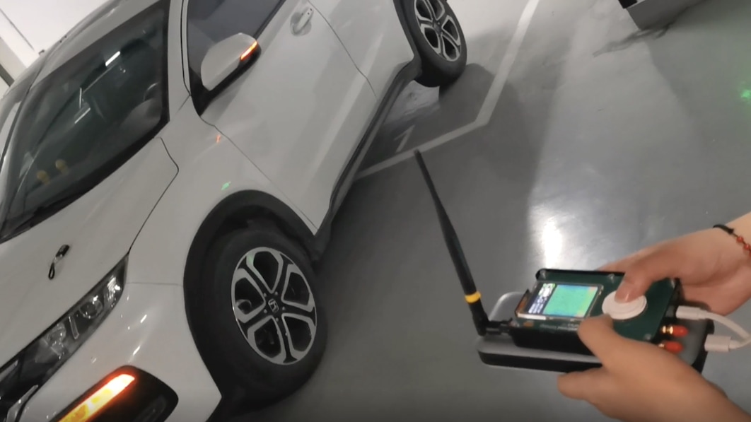 Honda key fob flaw lets hackers remotely unlock and start cars