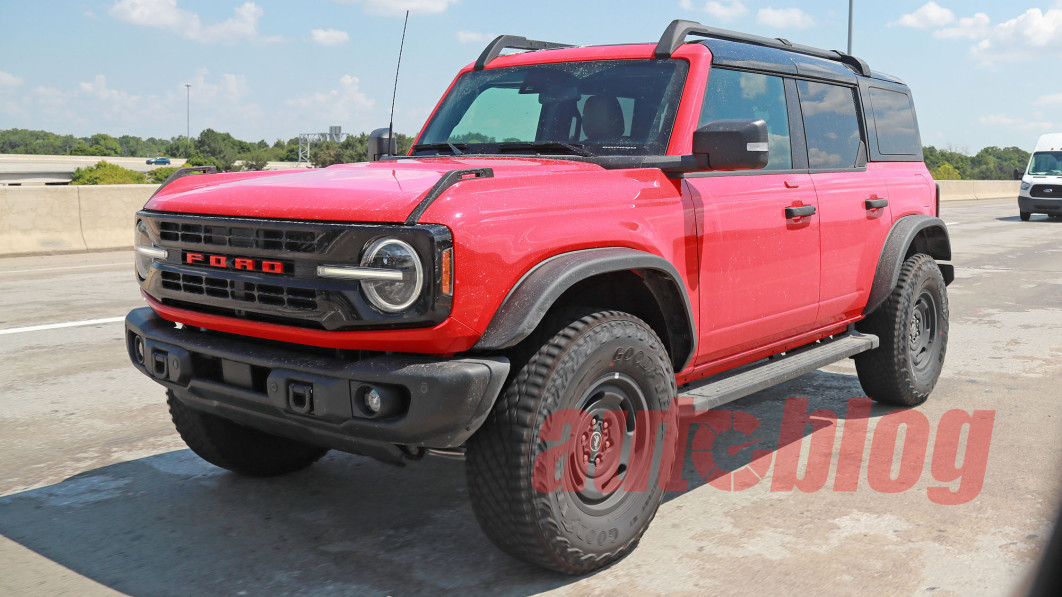 Ford Bronco Heritage Edition caught undisguised in new spy photos