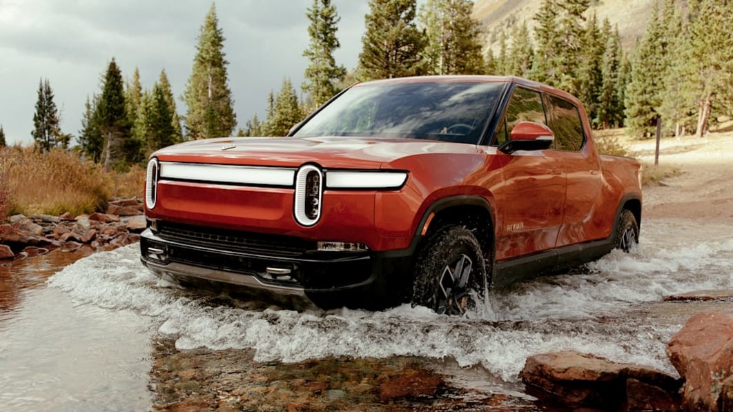 Rivian hits target, delivers record of 25,000 vehicles