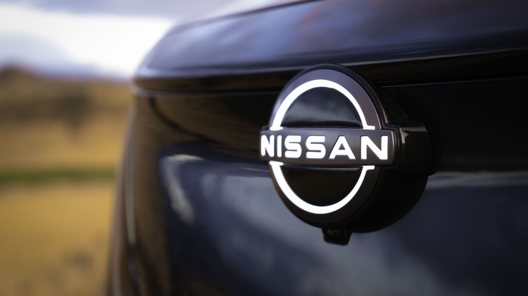 S&P downgrades Nissan’s credit rating to junk status