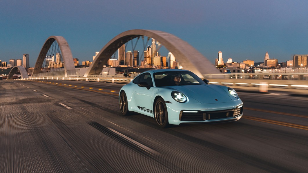 Porsche achieves robust level of deliveries in 2020 - Porsche Newsroom