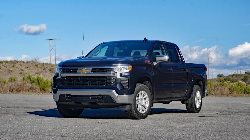 2023 Chevy Silverado Review: Well-rounded but still not class leading – Autoblog