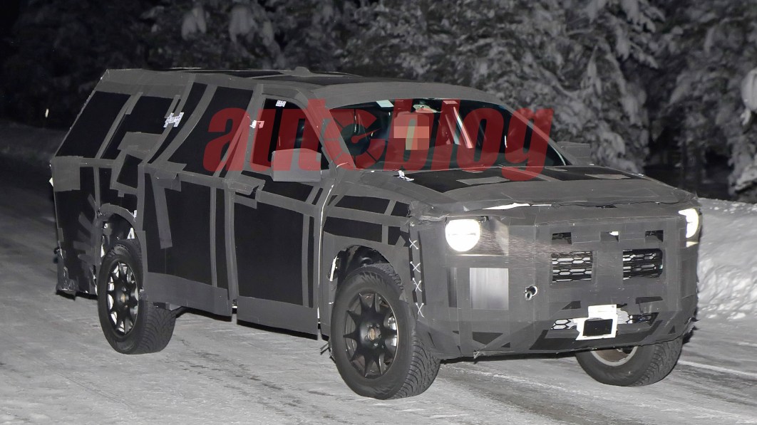 Ram 1200 caught in spy photos may preview the return of a U.S. Dakota – Autoblog