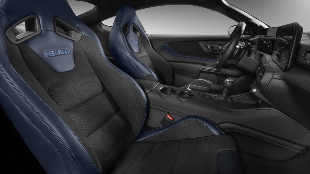 2024 Ford Mustang Dark Horse interior revealed with a blue and black theme – Autoblog