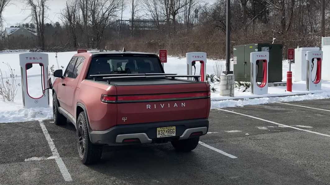 Non-Tesla EVs Can Use Some Superchargers Now… It Might Not Be OK