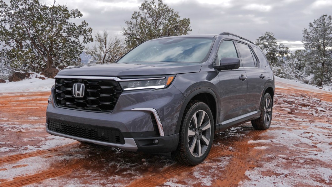 2023 Honda Pilot Review: A cohesive, competitive redesign inside and out
