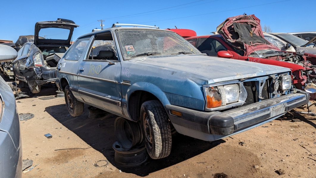 99-1981-Subaru-Leone-hatchback-in-Colorado-junkyard-photo-by-Murilee-Martin.jpg
