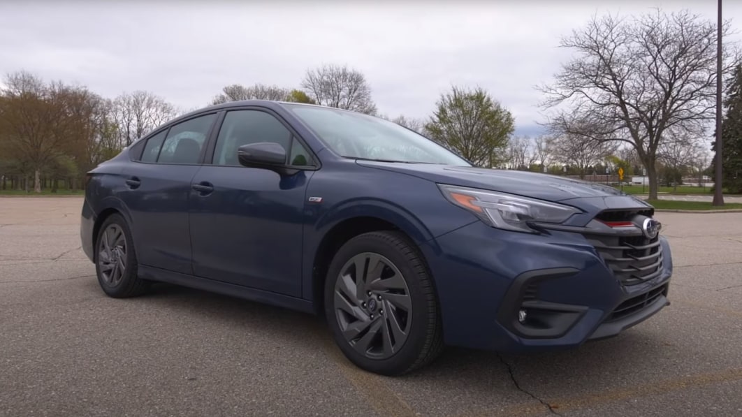 Autoblog Garage Video: El Subaru Legacy Sport 2023 ofrece potencia XT a un precio más bajo