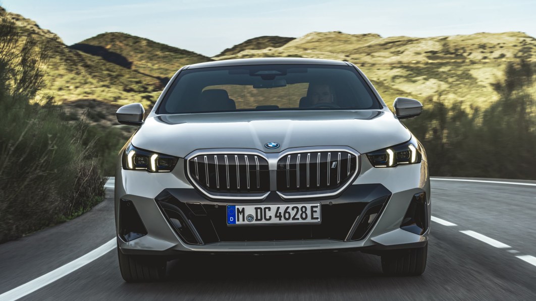 Why the new 2024 BMW i5 looks just like the new 5 Series