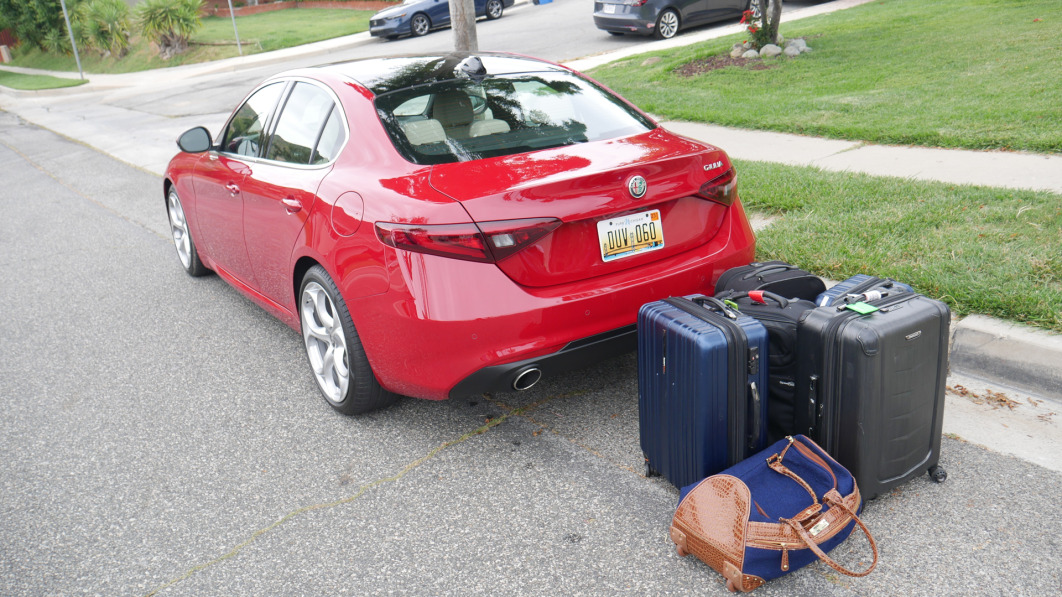Prueba de equipaje Alfa Romeo Giulia: ¿qué tamaño tiene el maletero?
