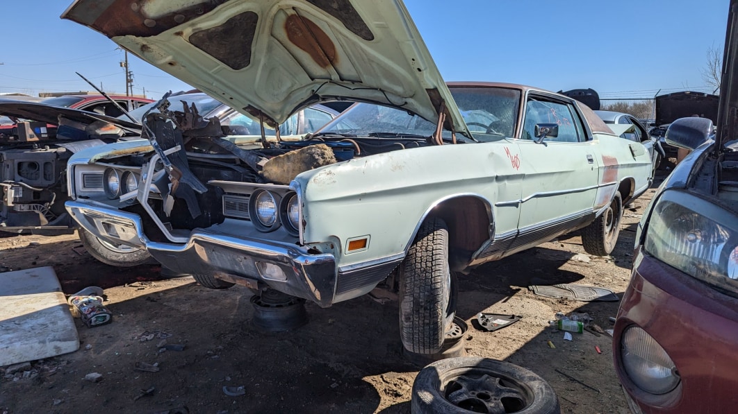 99-1971-Ford-LTD-Brougham-in-Colorado-junkyard-photo-by-Murilee-Martin.jpg