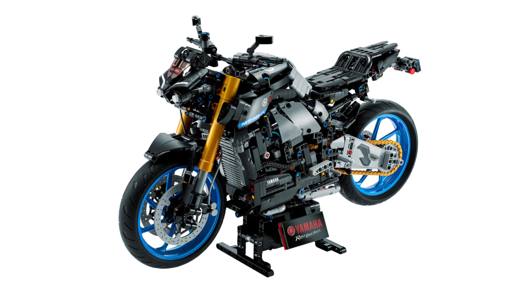 Lego-Yamaha-MT-10-SP-011.jpg