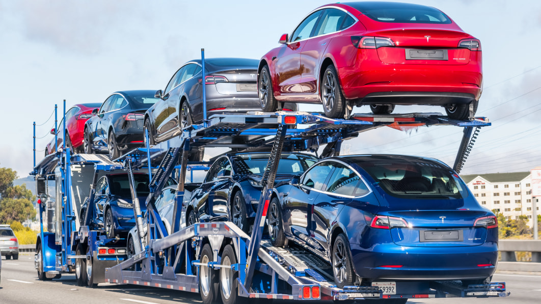 Tesla recalls 475,000 Model 3, S sedans for faulty rearview camera wiring
