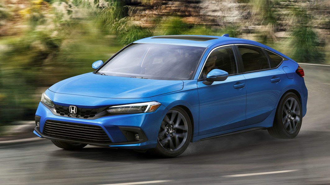 New Honda Civic hatchback revealed for 2022 with manual option, two engines