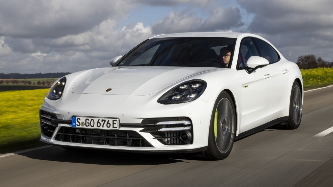 photo of 2021 Porsche Panamera Turbo S E-Hybrid Road Test | Have your cake and eat it, for a price image