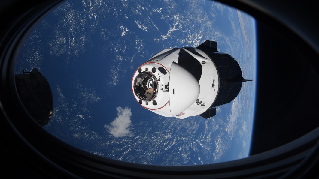 Keine Toilette für die zurückkehrende SpaceX-Besatzung, die auf Windeln angewiesen ist€