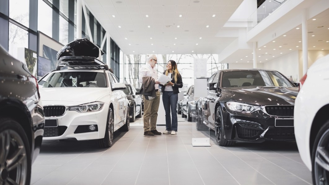 What is dealer invoice? And is that what you should pay?