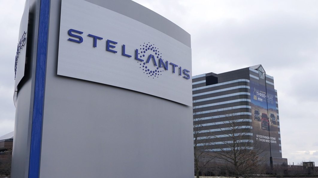 Stellantis secures lithium supply from California for EV batteries
