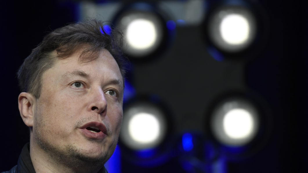 Anticipating US downturn, Elon Musk details Tesla staff cuts