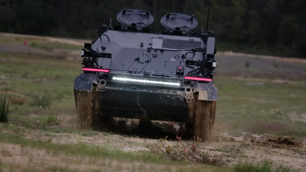 This autonomous military vehicle could be the future of warfare | Autoblog