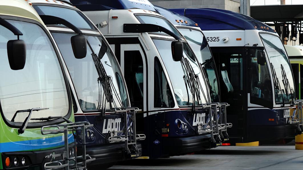 U.S. grant awards $1.66 billion for low-emissions buses 1