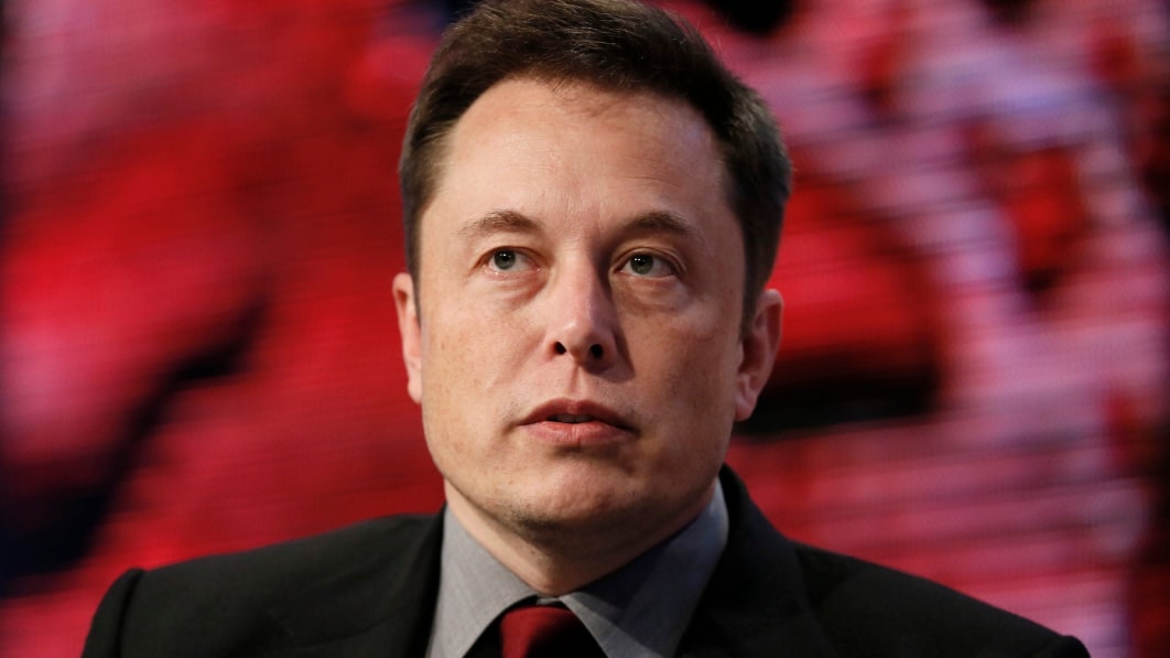 Elon Musk selling Tesla stock to buy Twitter is like selling caviar to buy $2 pizza, Wedbush's Dan Ives says | Autoblog