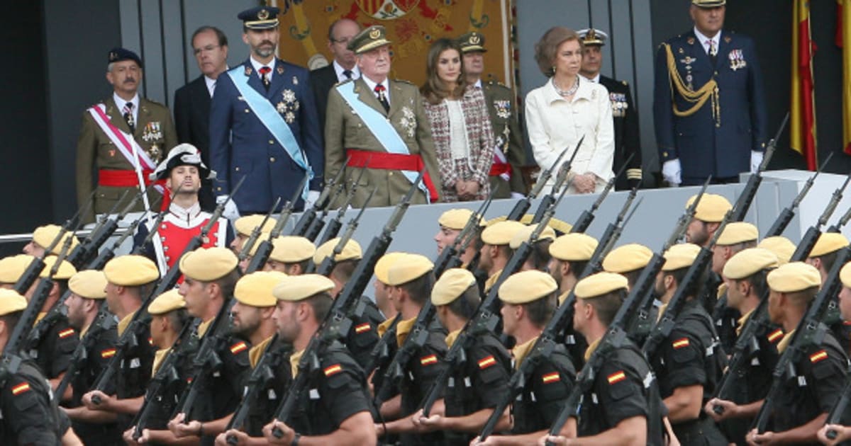 ===12 de Octubre dia de la Hispanidad=== Http%3A%2F%2Fi.huffpost.com%2Fgen%2F1401475%2Fimages%2Fn-DESFILE-628x314