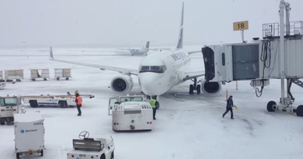 Halifax Weather Blows Westjet Plane Off Its Gate (VIDEO) | HuffPost Canada