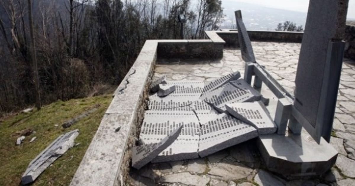 Sant'Anna di Stazzema, il monumento alle vittime dell ...