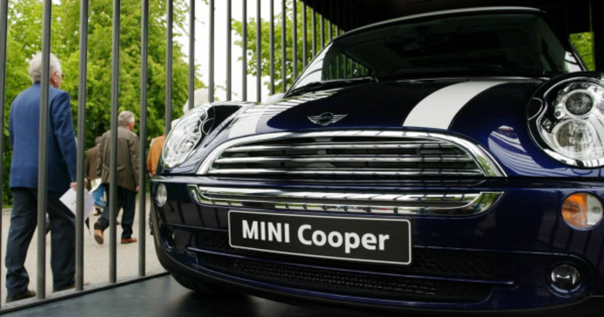 BMW Recalls 86,000 Mini Coopers: Power Steering Can Fail ...
